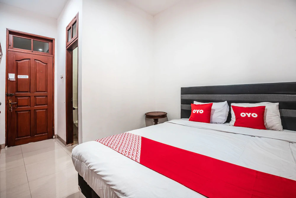 Kost Kuningan Executive Boading House by OYO Rooms