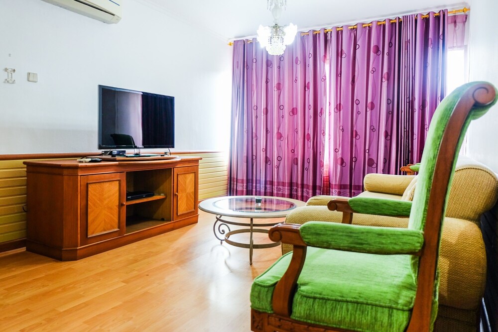 Mitra Sunter Apartment