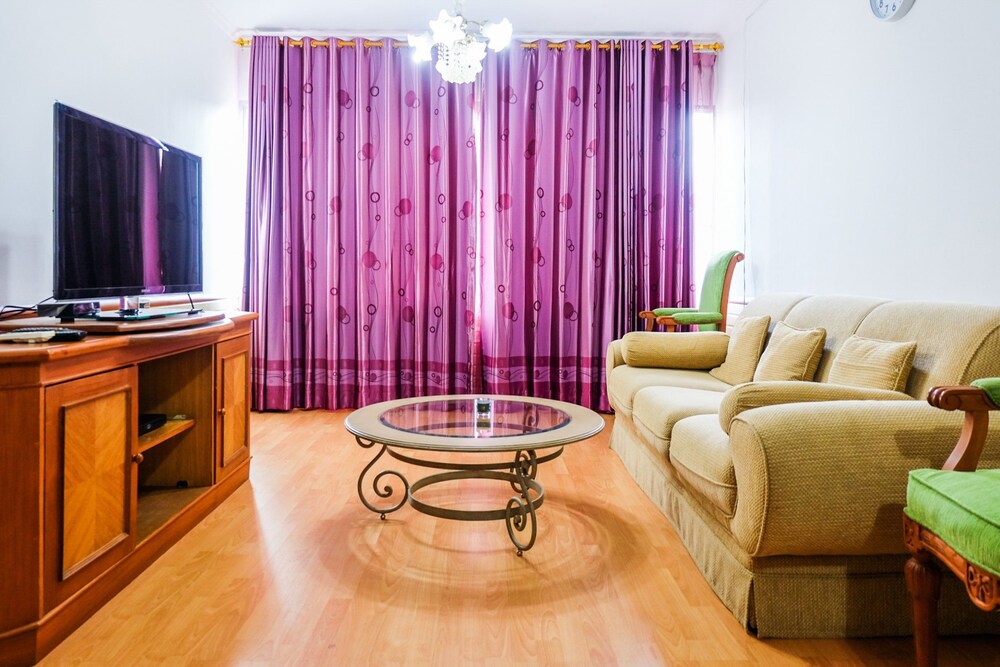 Mitra Sunter Apartment