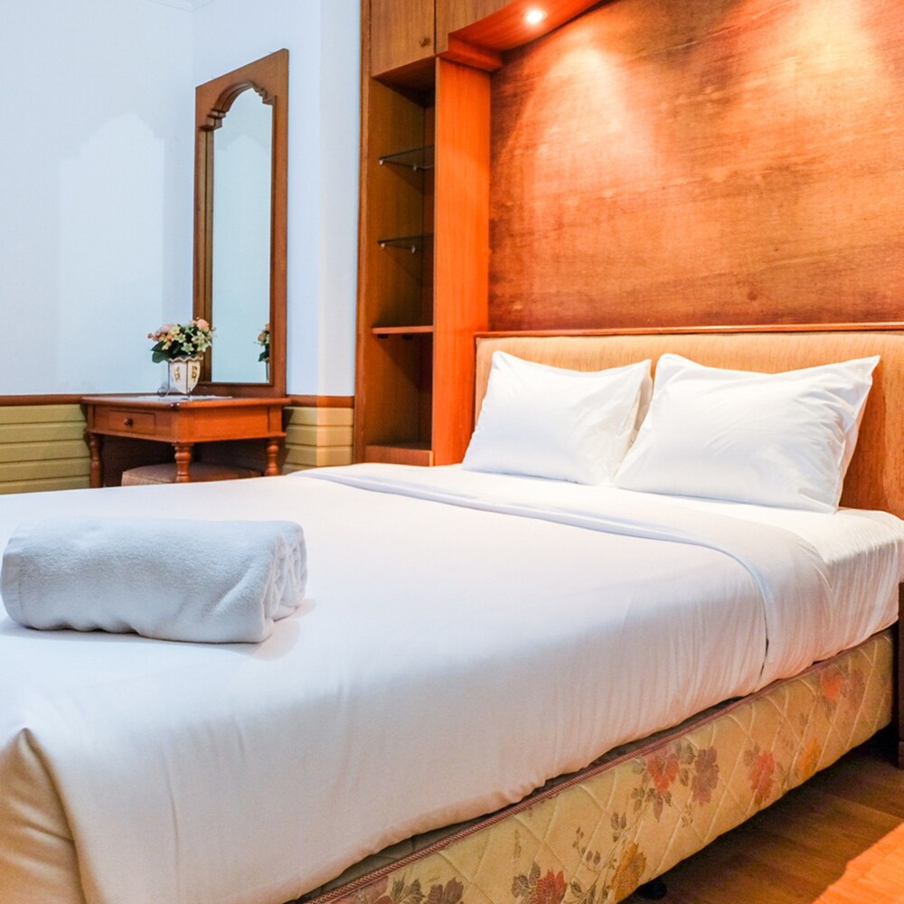 Mitra Sunter Apartment