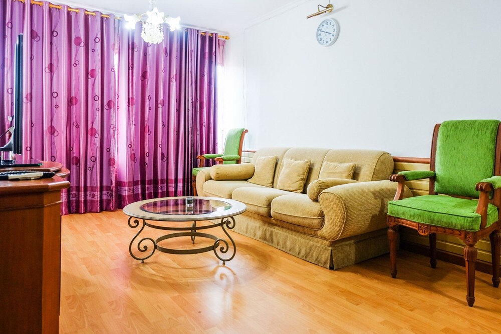 Mitra Sunter Apartment
