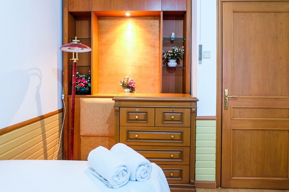 Mitra Sunter Apartment