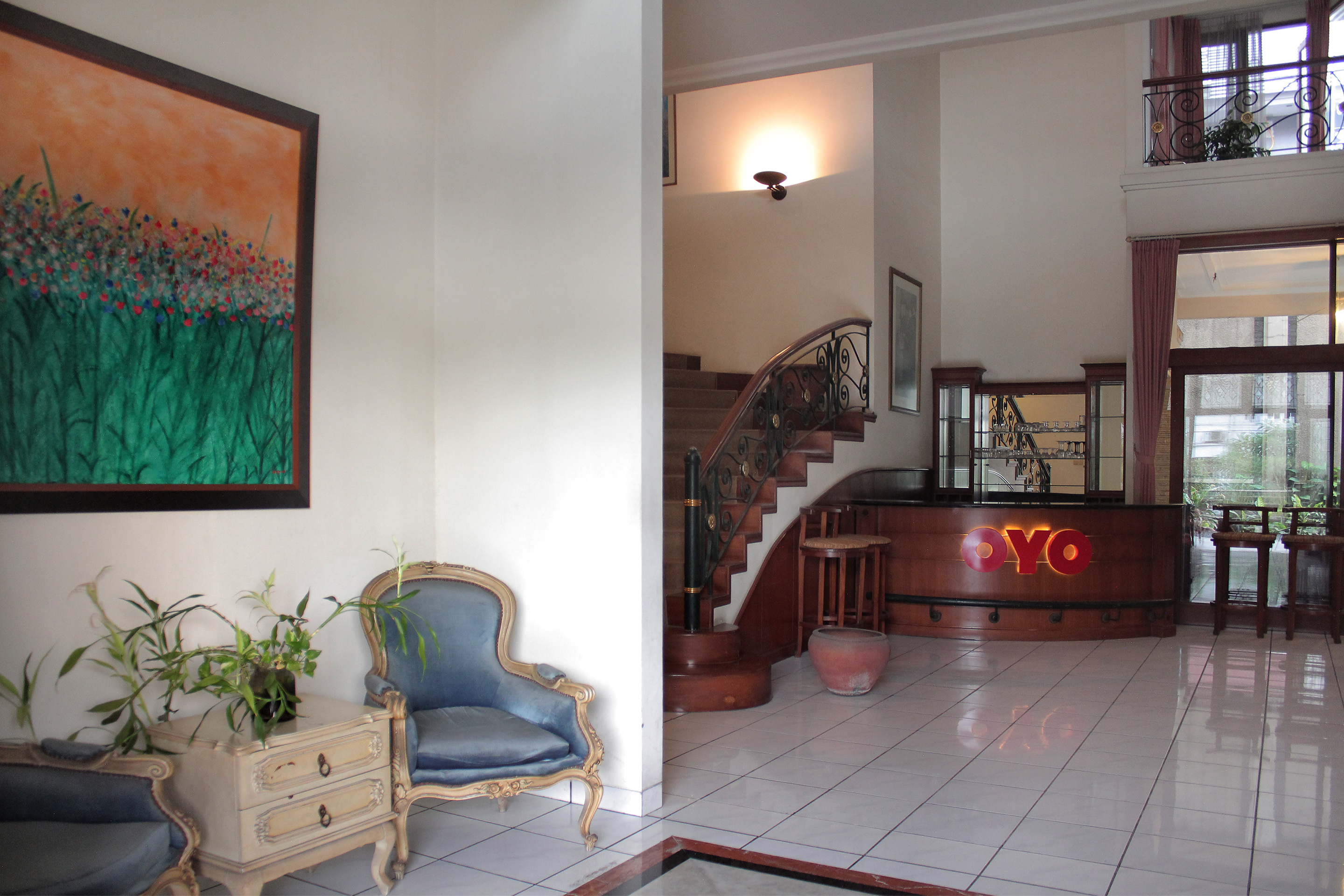Puri Lotus By OYO Rooms