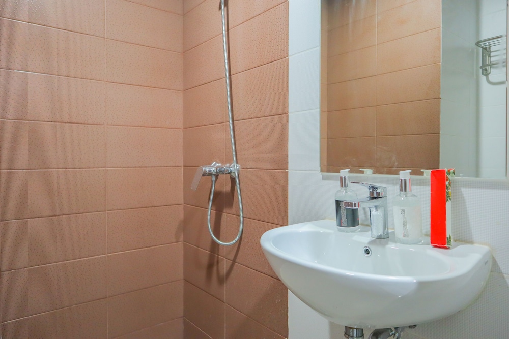 Puri Orchard by OYO Rooms
