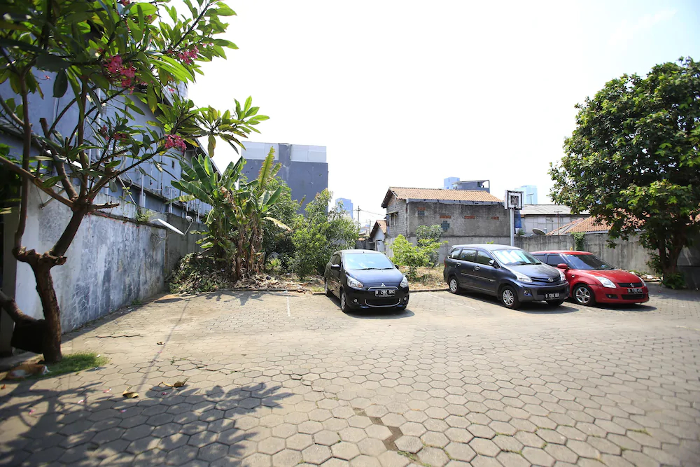 Genteng Ijo Residence by Reddoorz