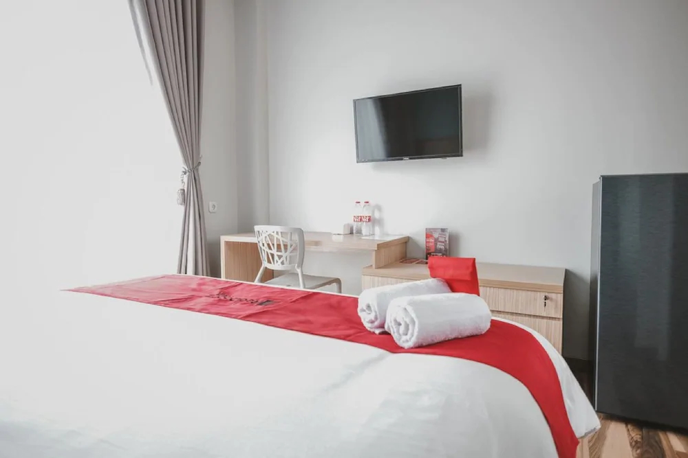 Genteng Ijo Residence by Reddoorz