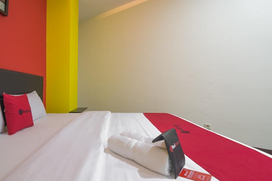 Reddoorz Near ITC Mangga Dua