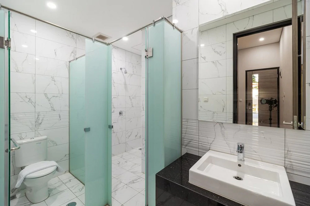 RedDoorz Plus Near Senayan City