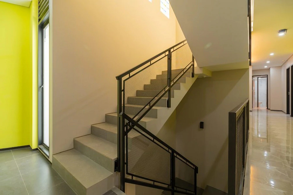 RedDoorz Plus Near Senayan City