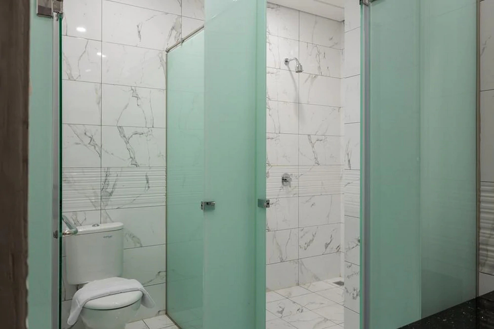 RedDoorz Plus Near Senayan City