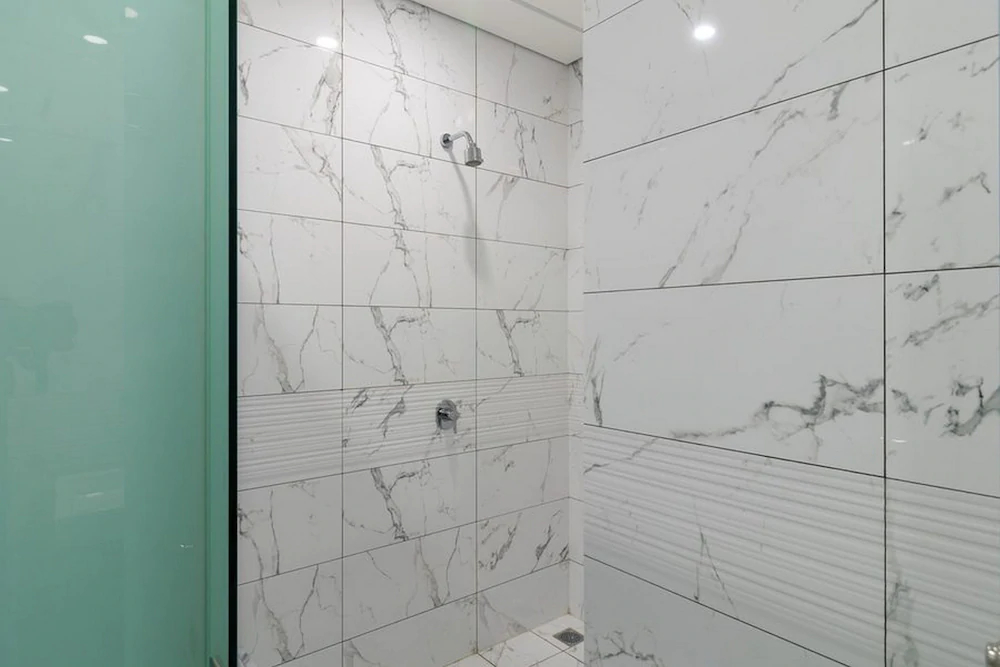 RedDoorz Plus Near Senayan City