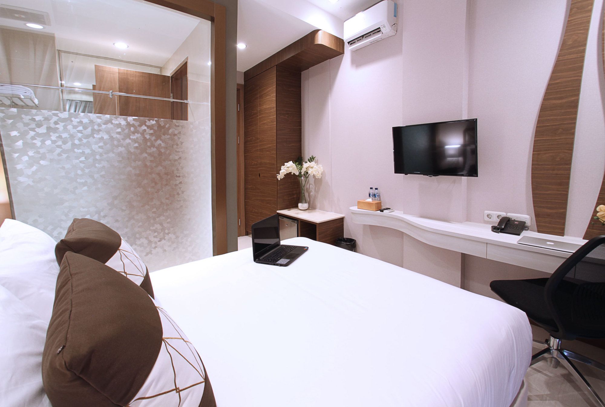 Sawana Suites