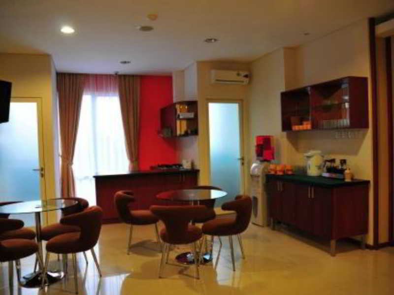 Thamrin Condotel