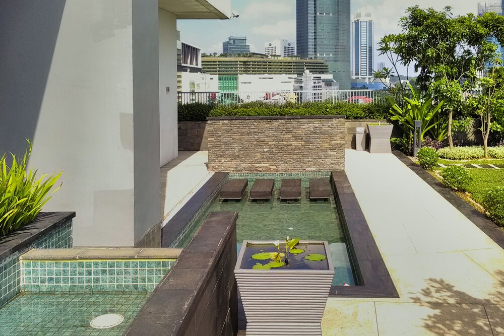 Thamrin Executive Residence
