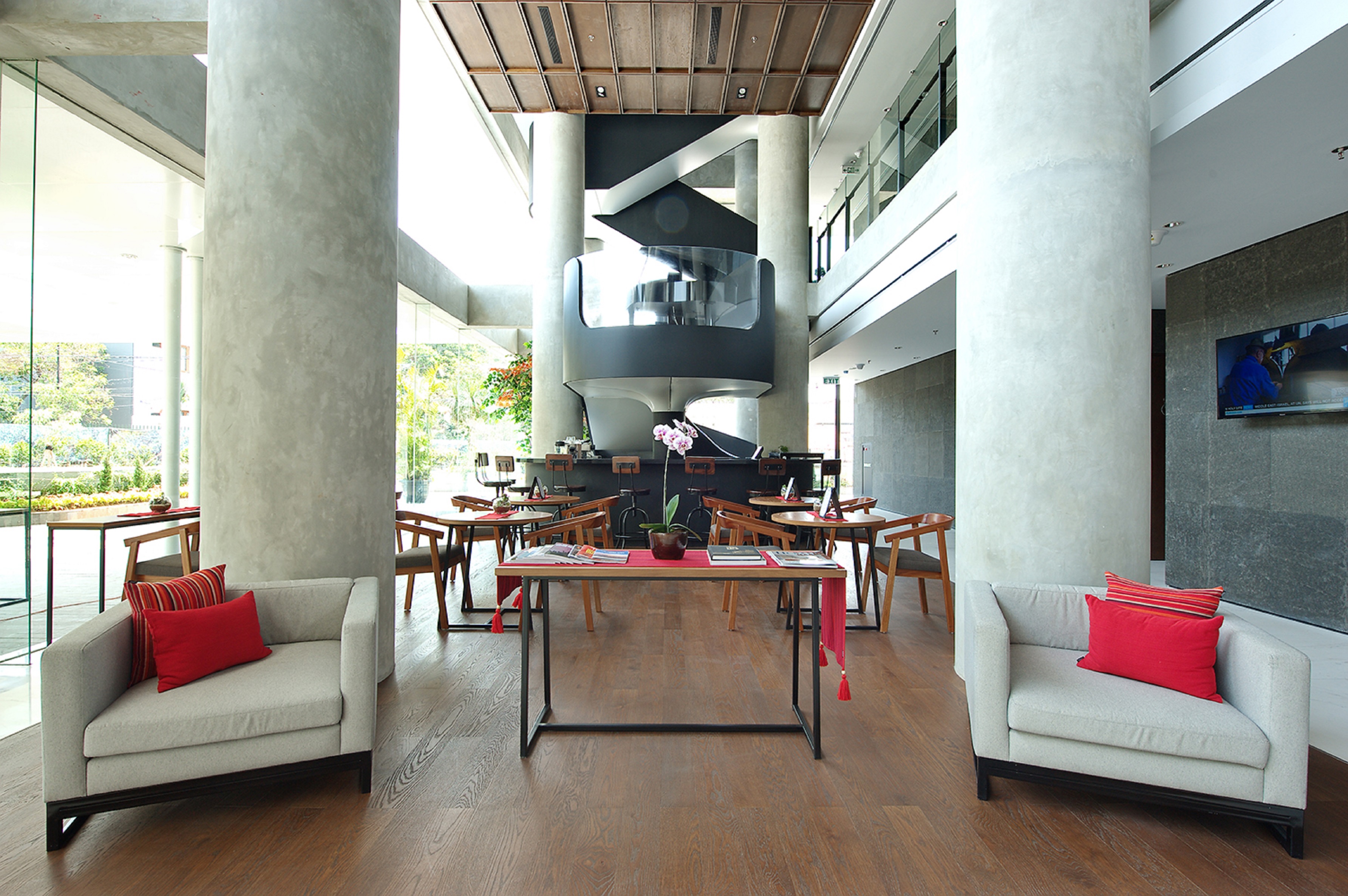 The Rà Residence by Lembonghouse