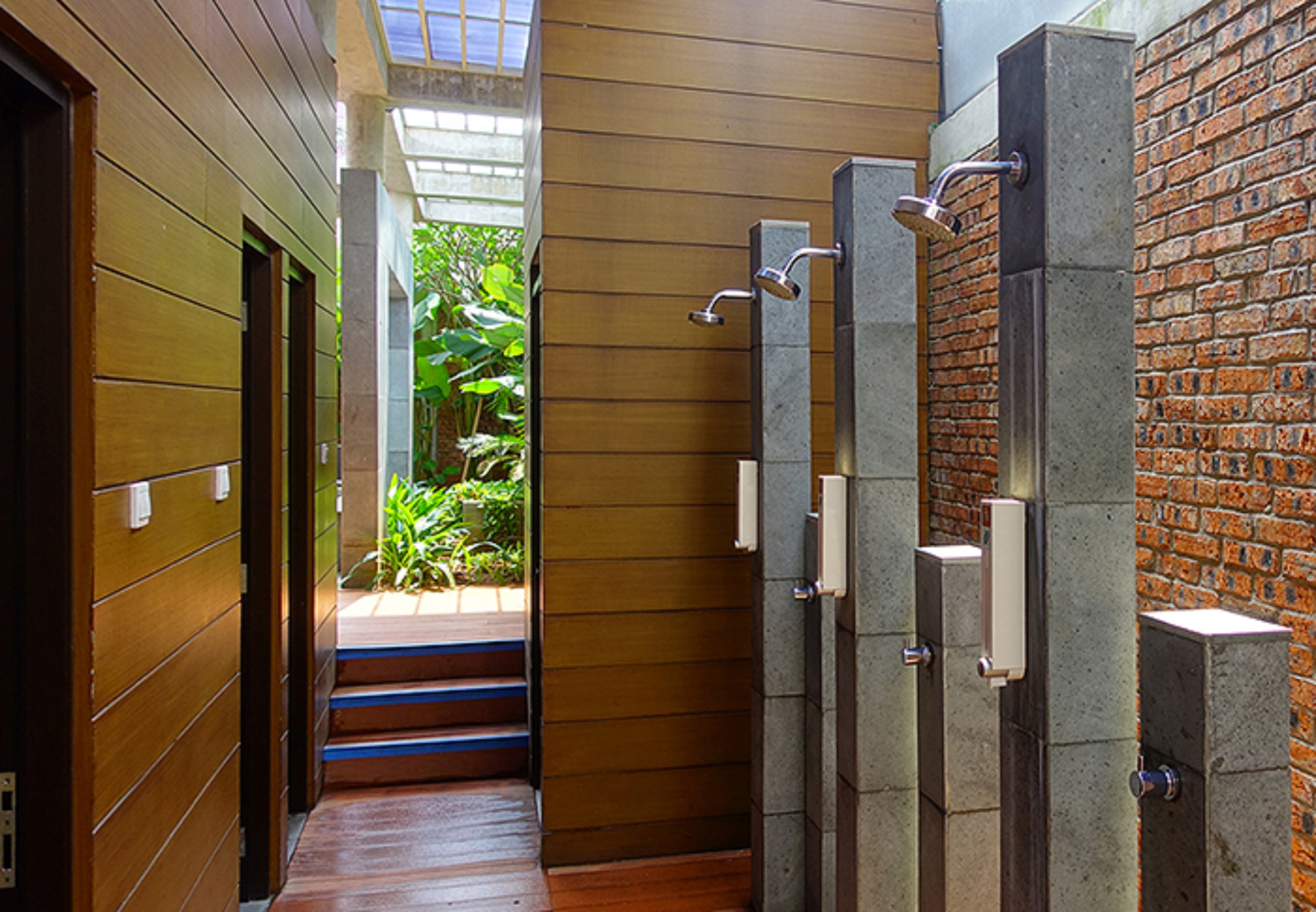 The Rà Residence by Lembonghouse