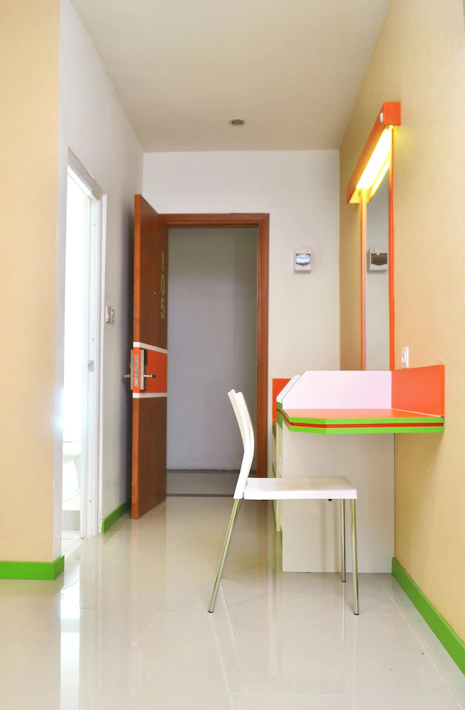 Titanium Express HomTel