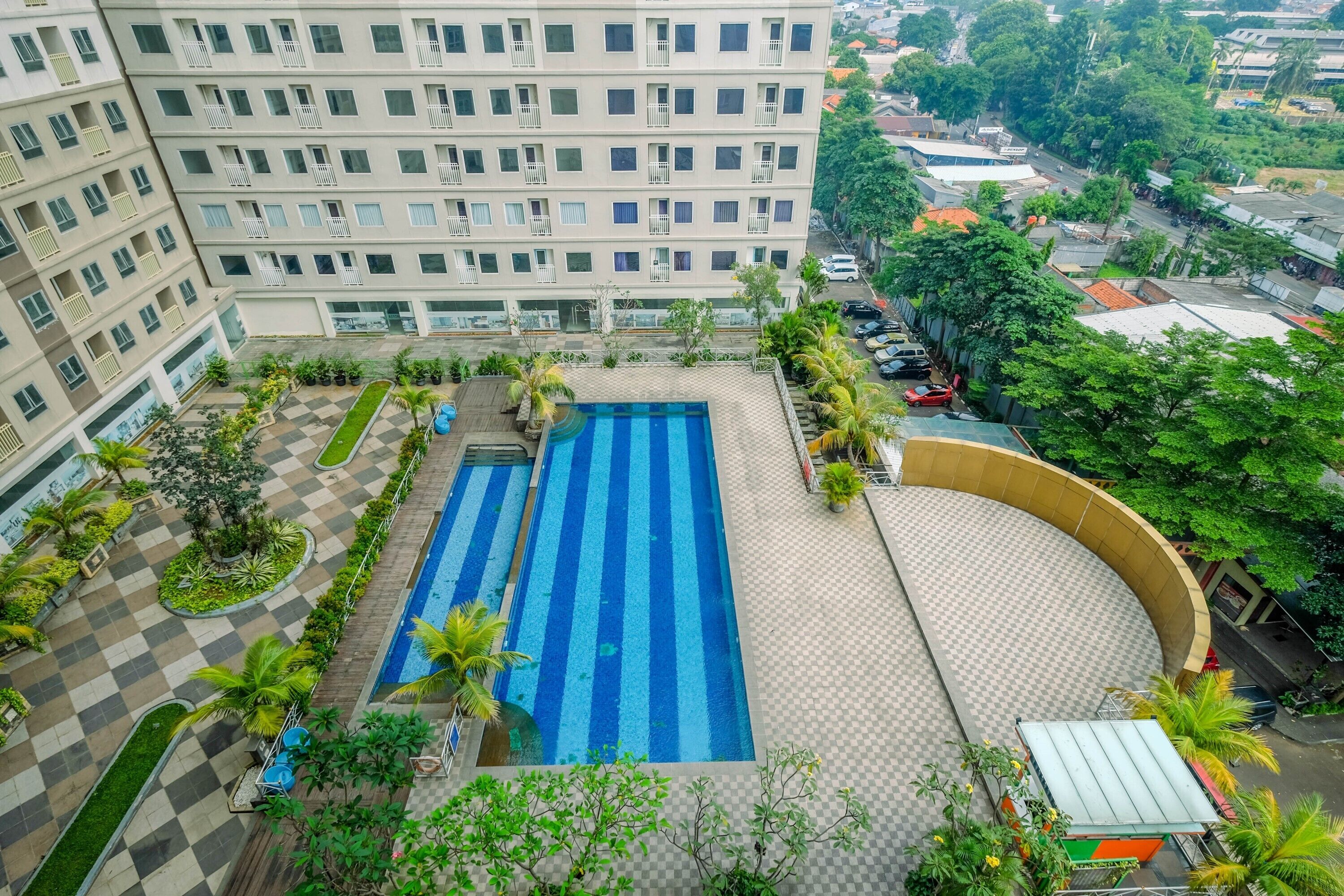 Titanium Square