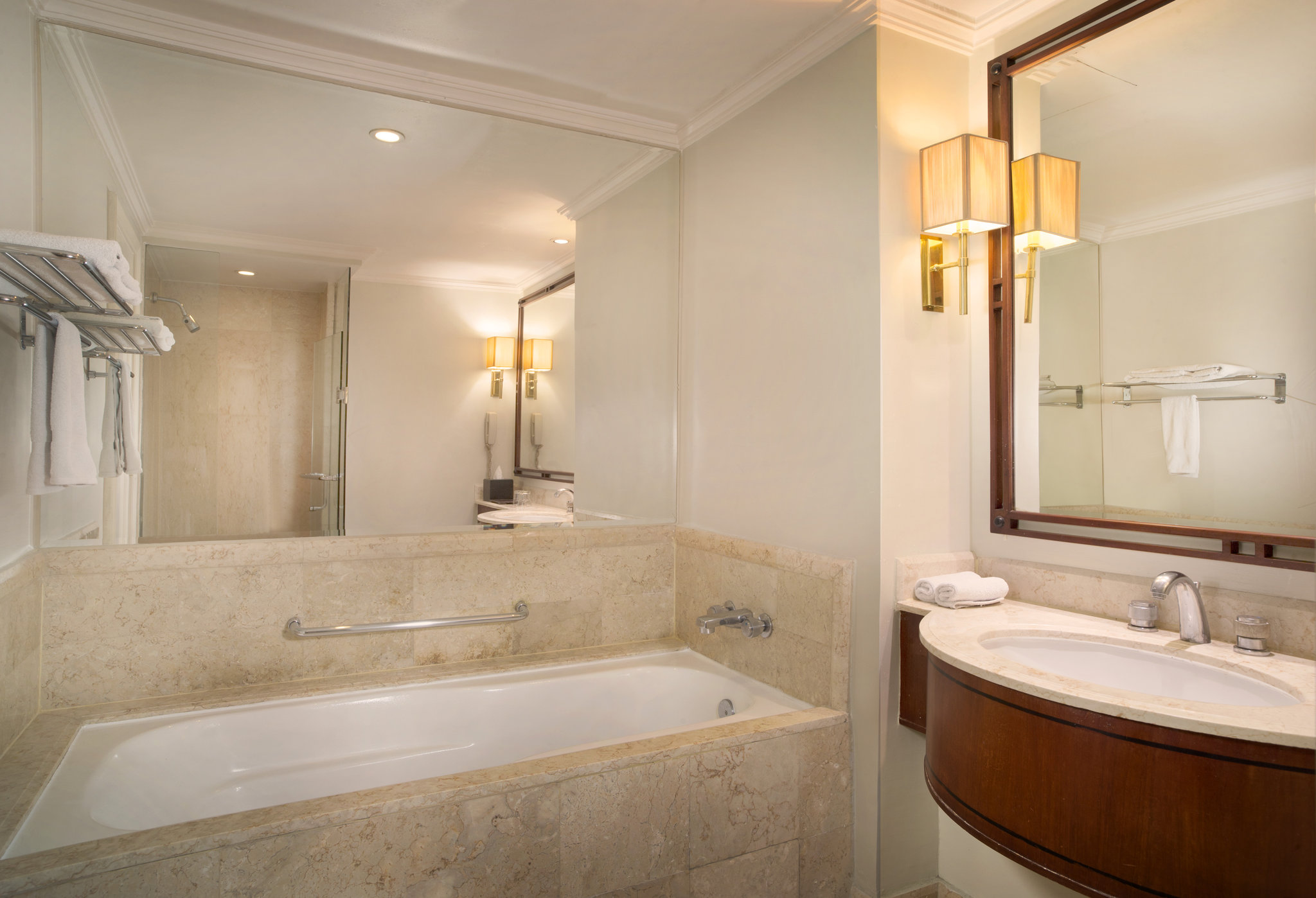 Sheraton Surabaya Hotel & Towers