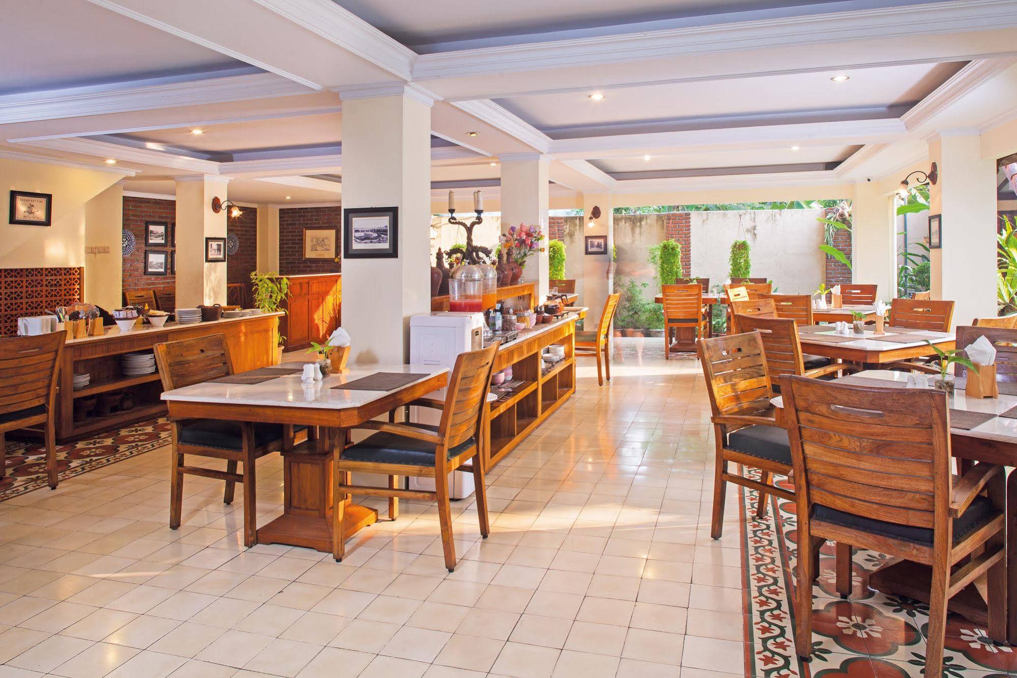 Duta Garden Boutique Villa