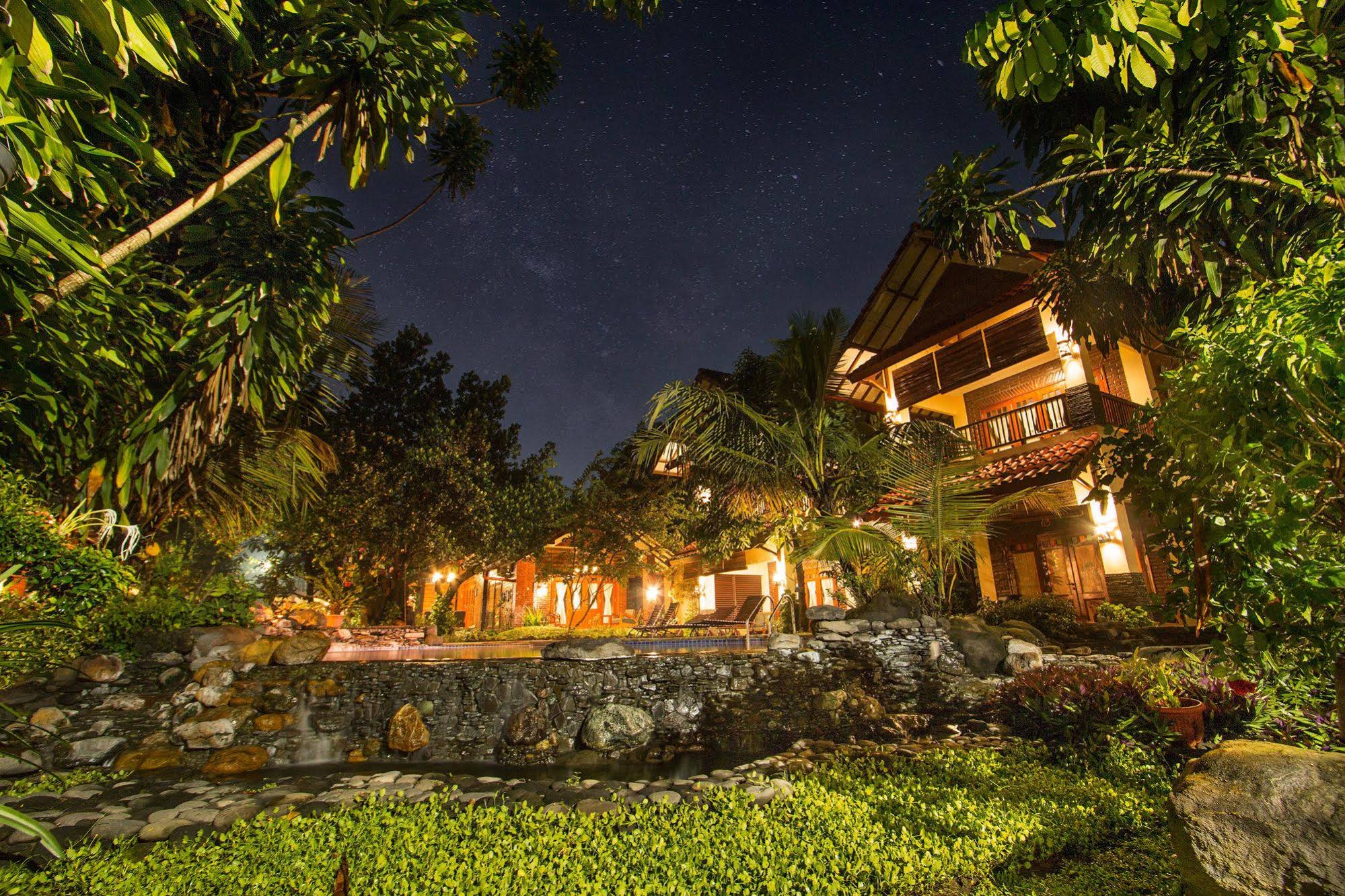 Duta Garden Boutique Villa