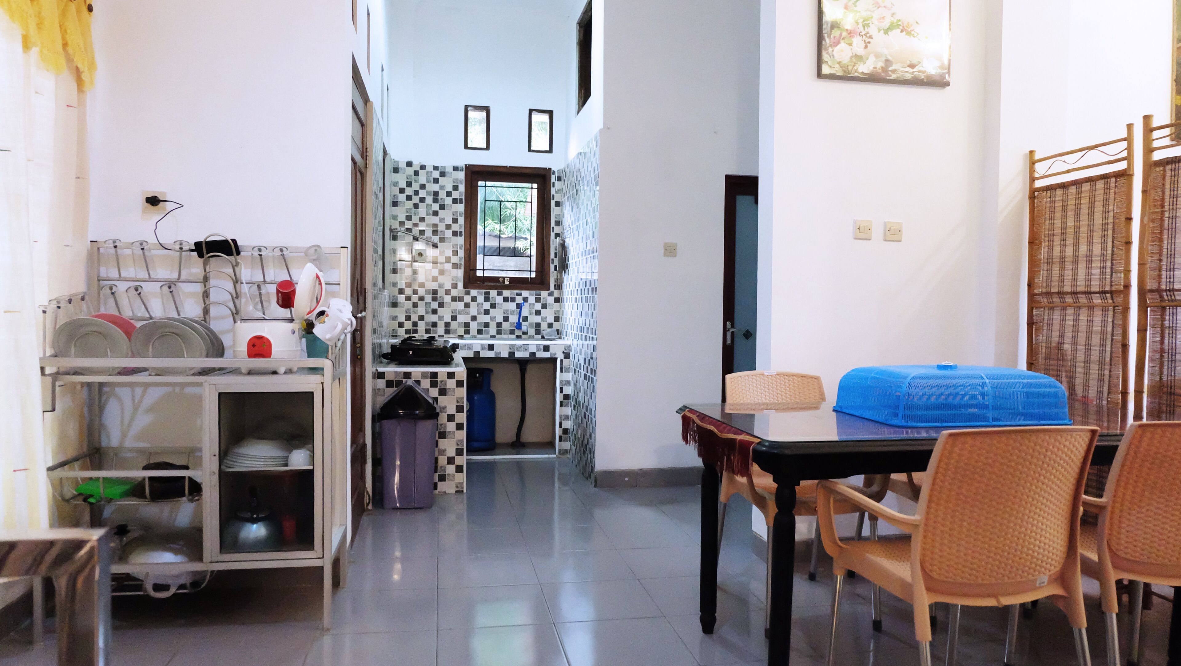 Homestay Jakal Dekat UGM dan Wisata by Simply Homy