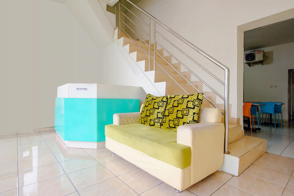 Hotel Sanca Inn by OYO Rooms
