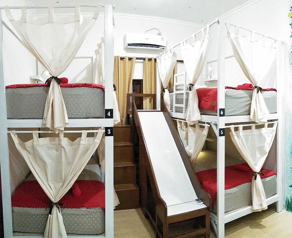 OtU Hostel By OstiC
