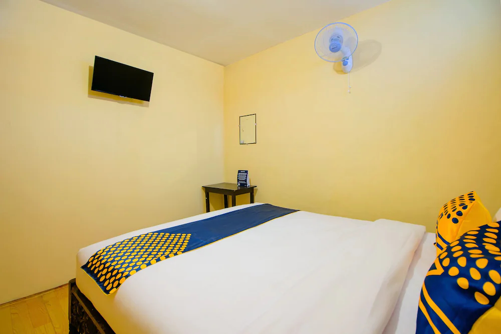 Wisma Larasati by OYO Rooms
