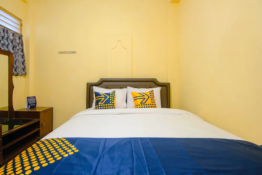 Wisma Larasati by OYO Rooms