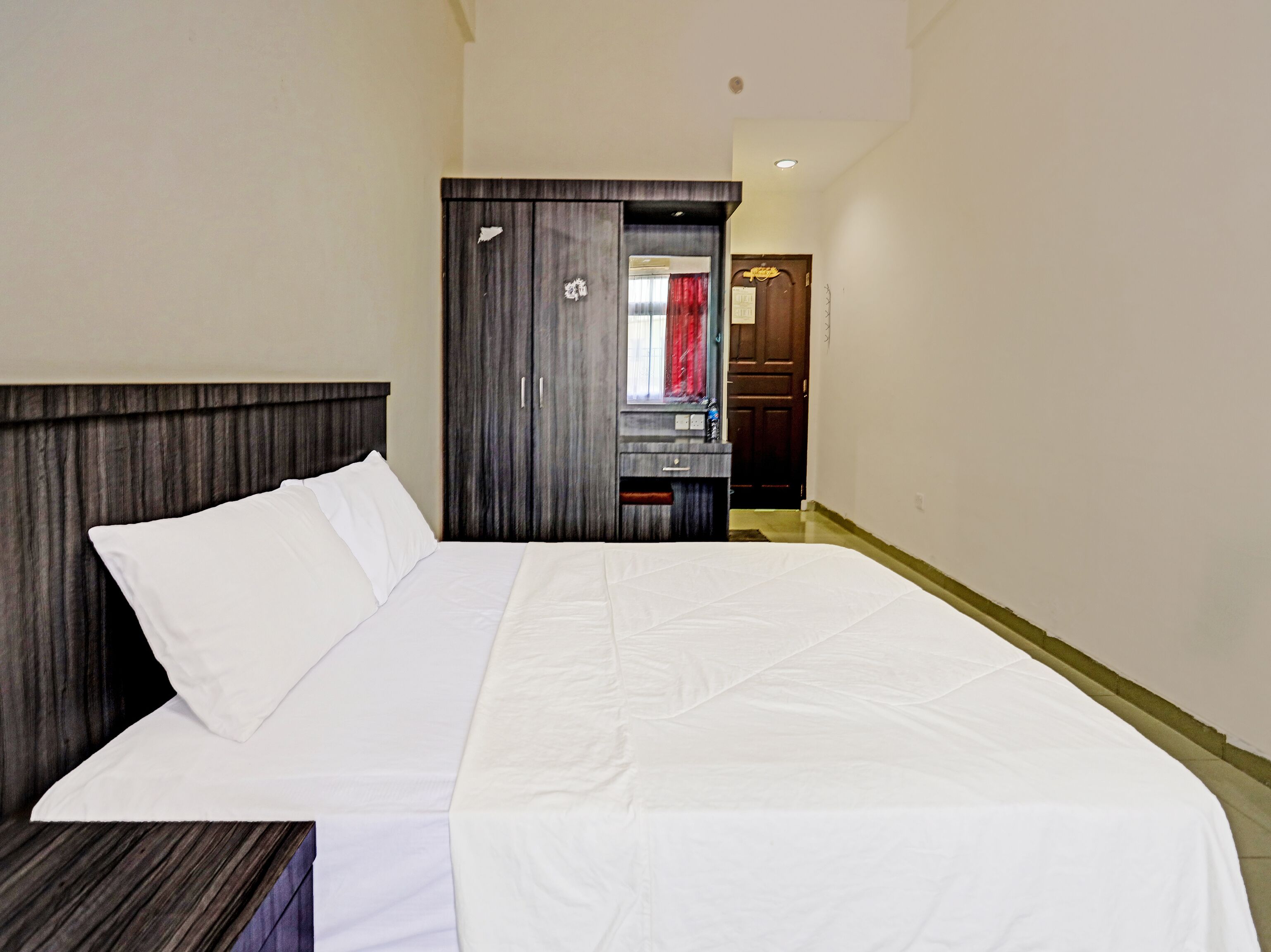 Collection O 91484 Lai Lai Apartment