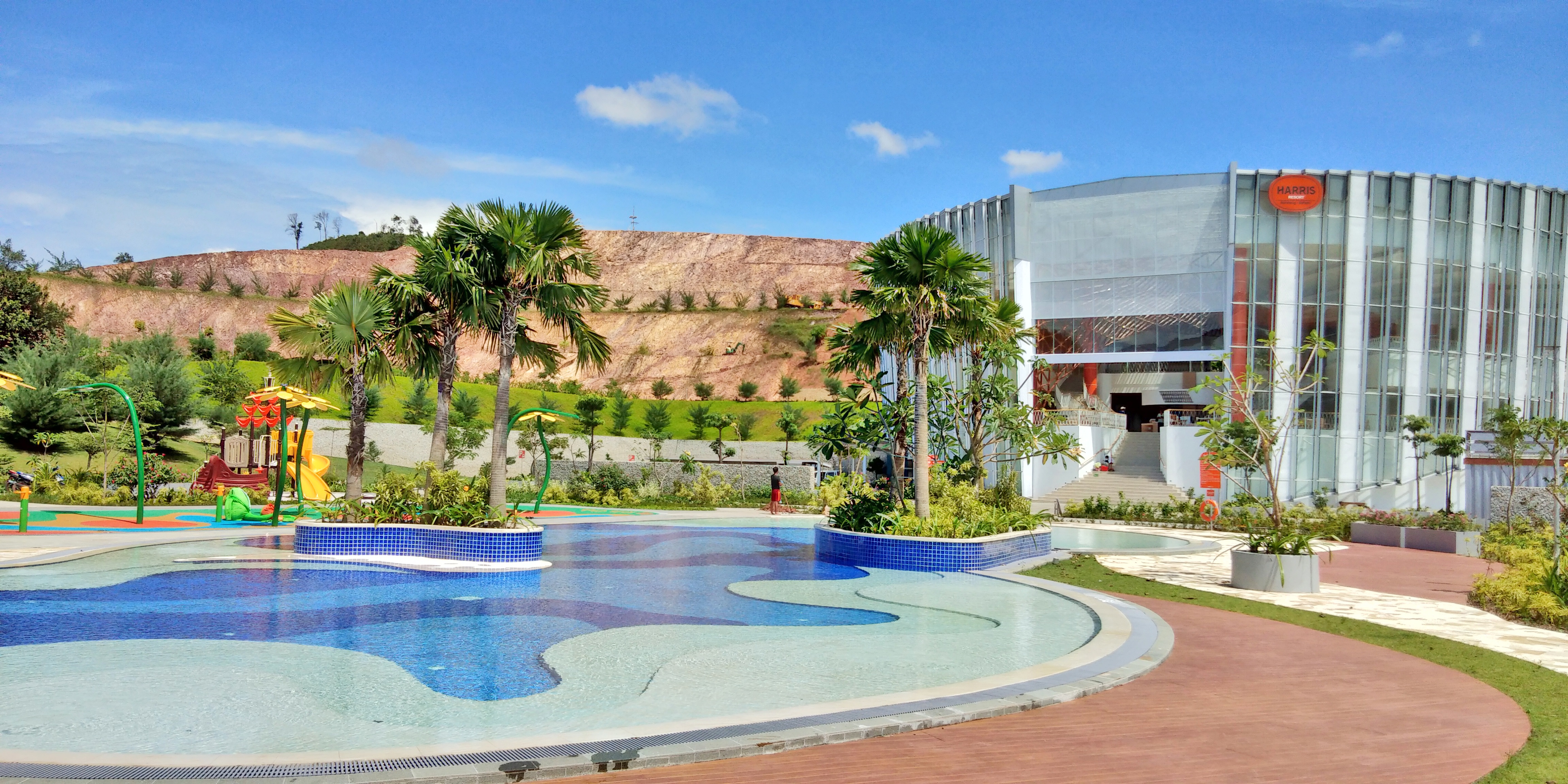 HARRIS Resort Barelang Batam