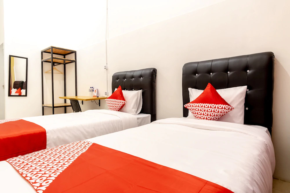 Barat Residence by OYO Rooms