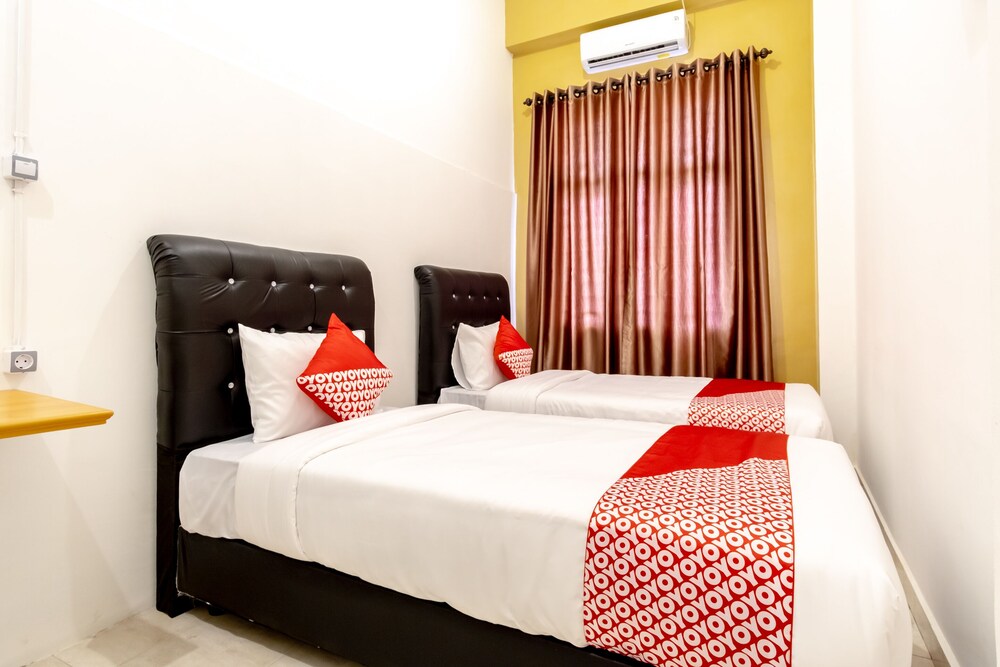 Barat Residence by OYO Rooms