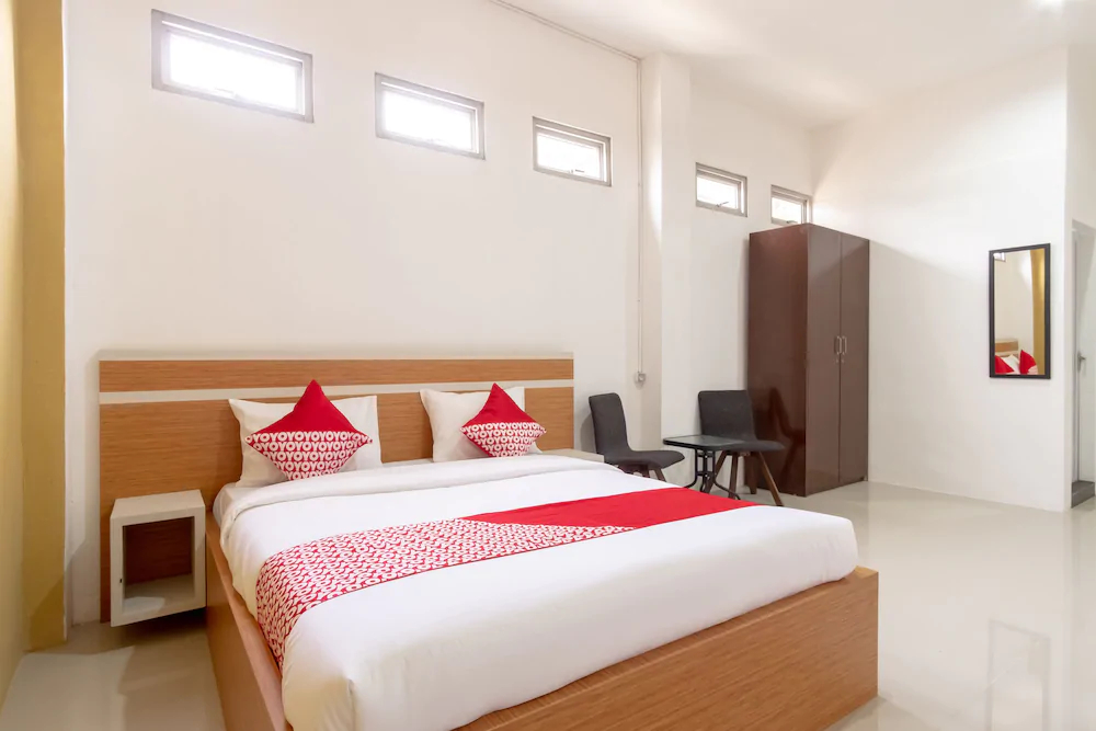 Barat Residence by OYO Rooms