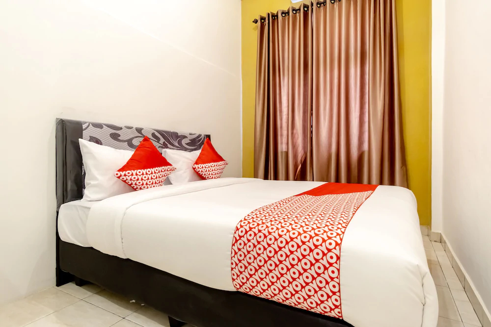 Barat Residence by OYO Rooms