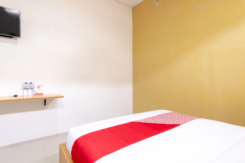 Barat Residence by OYO Rooms