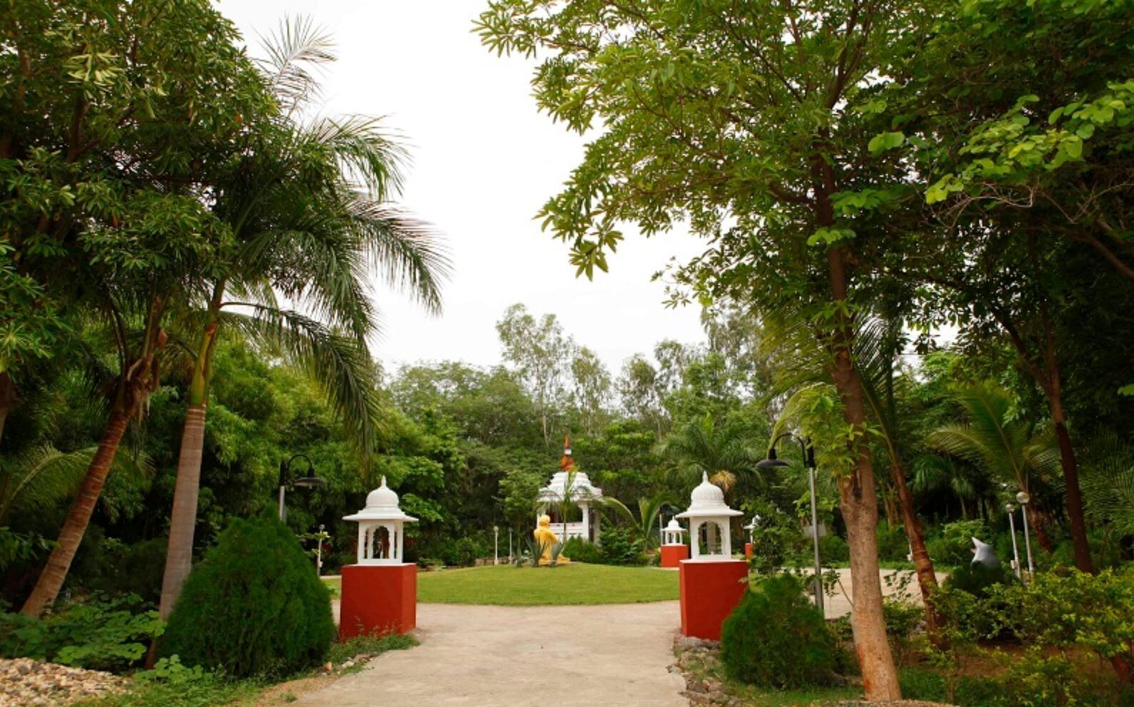 Deshawar Resort & Spa