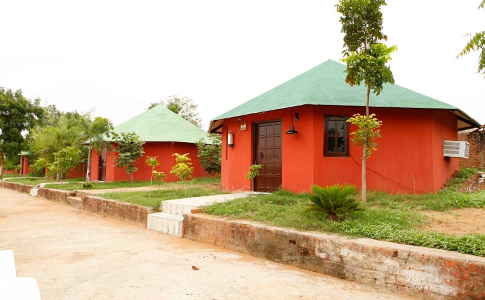 Deshawar Resort & Spa