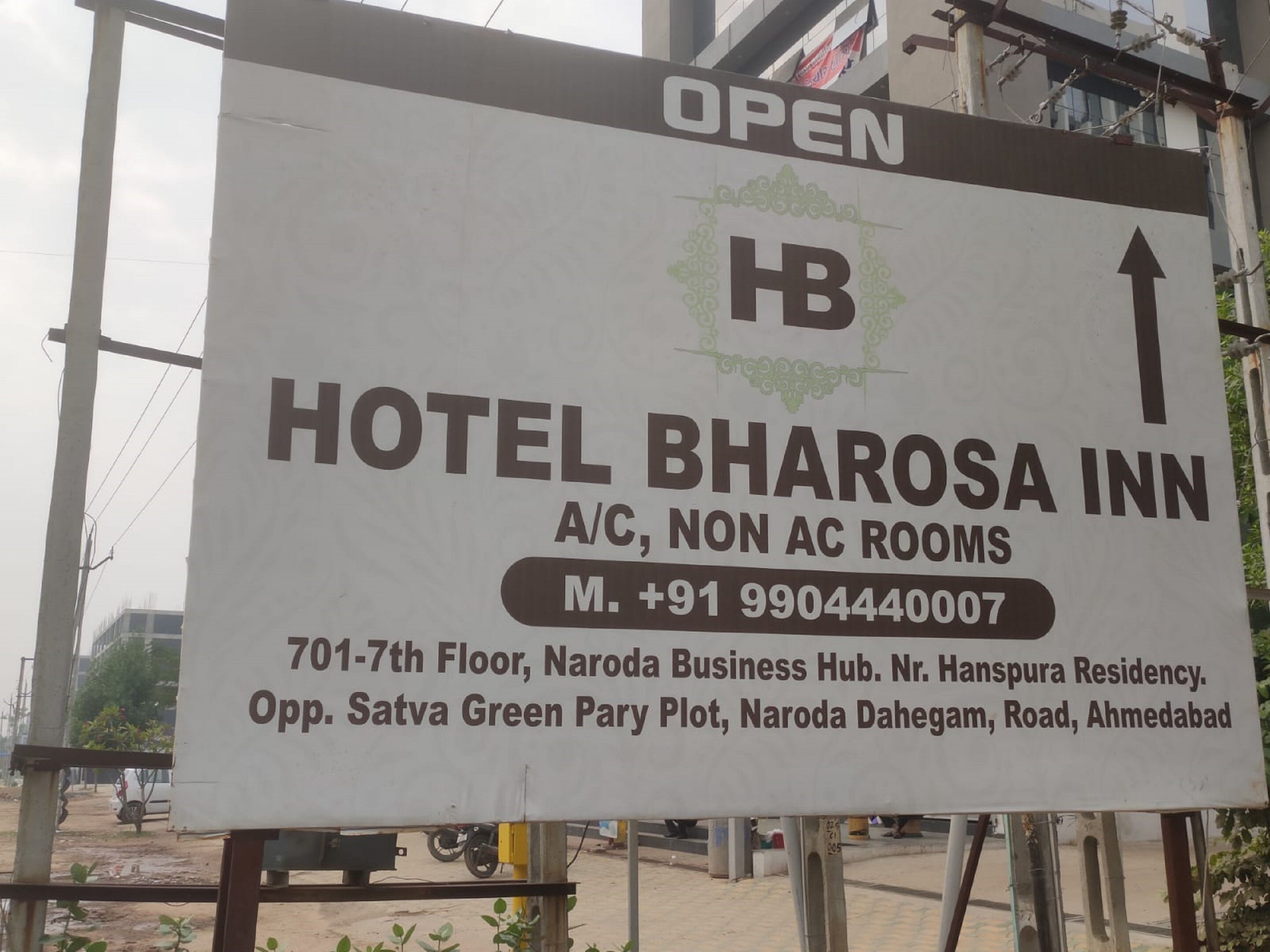 FabHotel Bharosa Inn