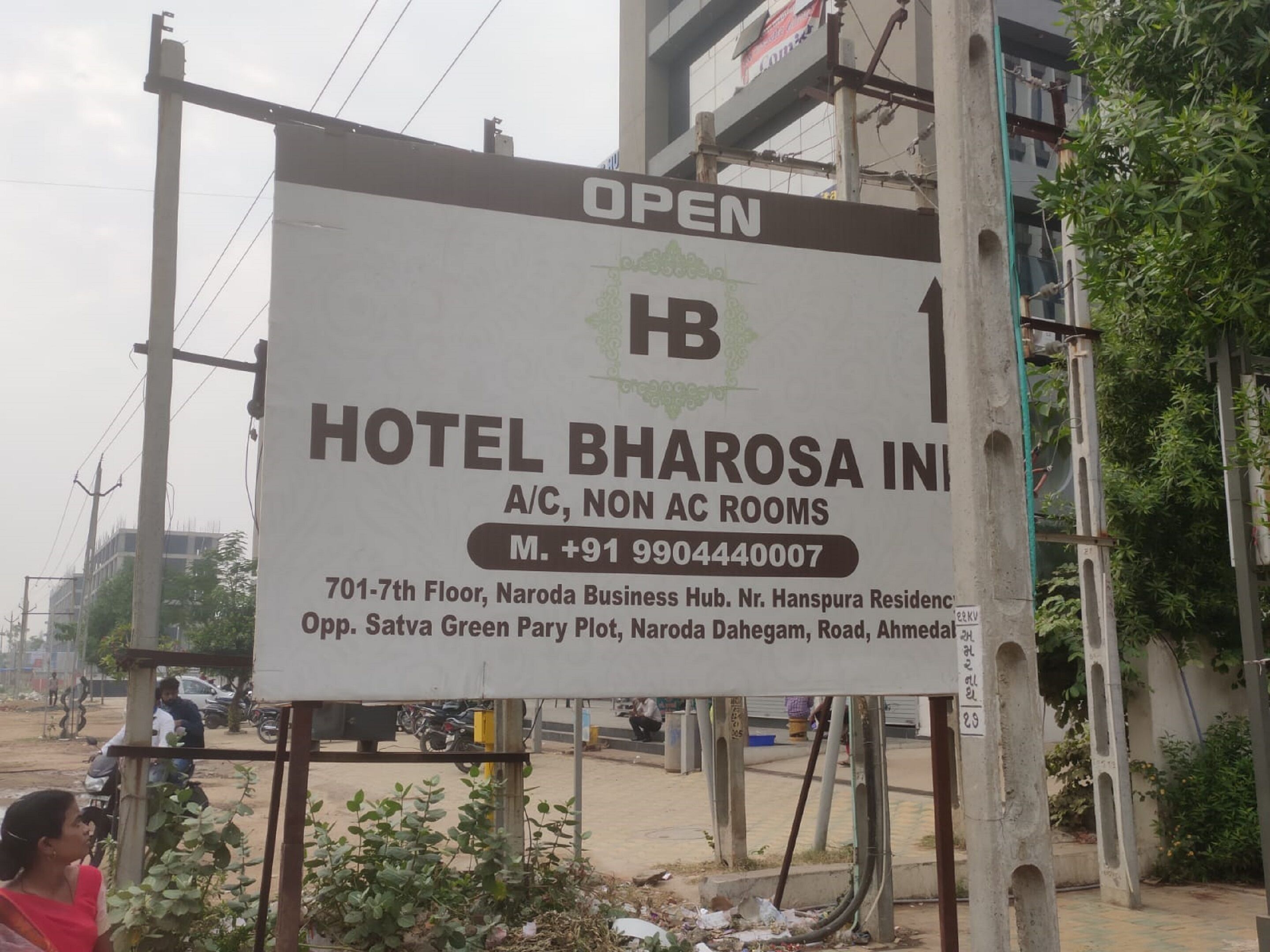 FabHotel Bharosa Inn
