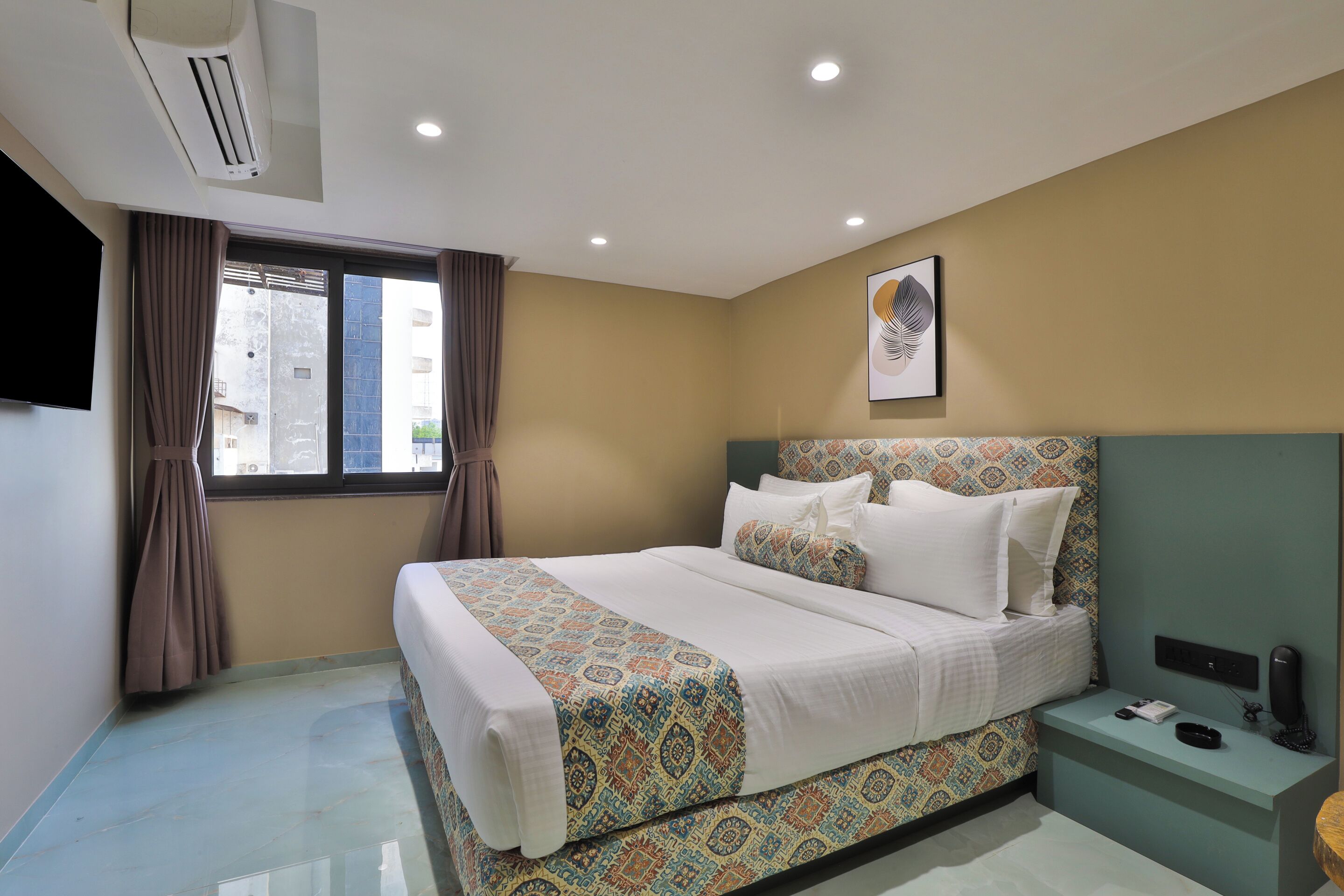 Hotel Serenity