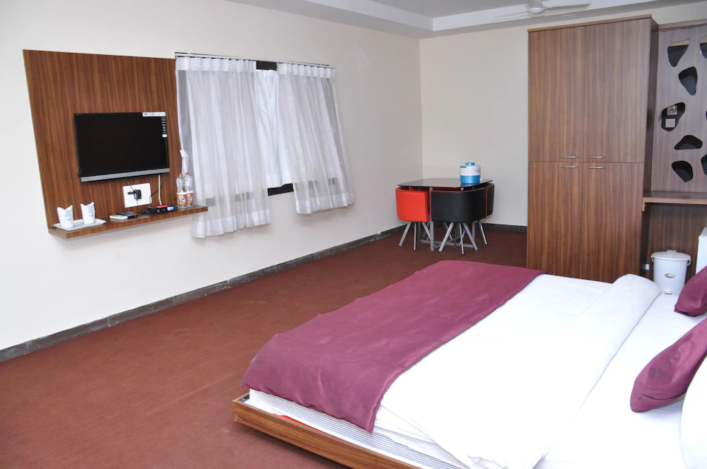 Goverdhan Greens Resort