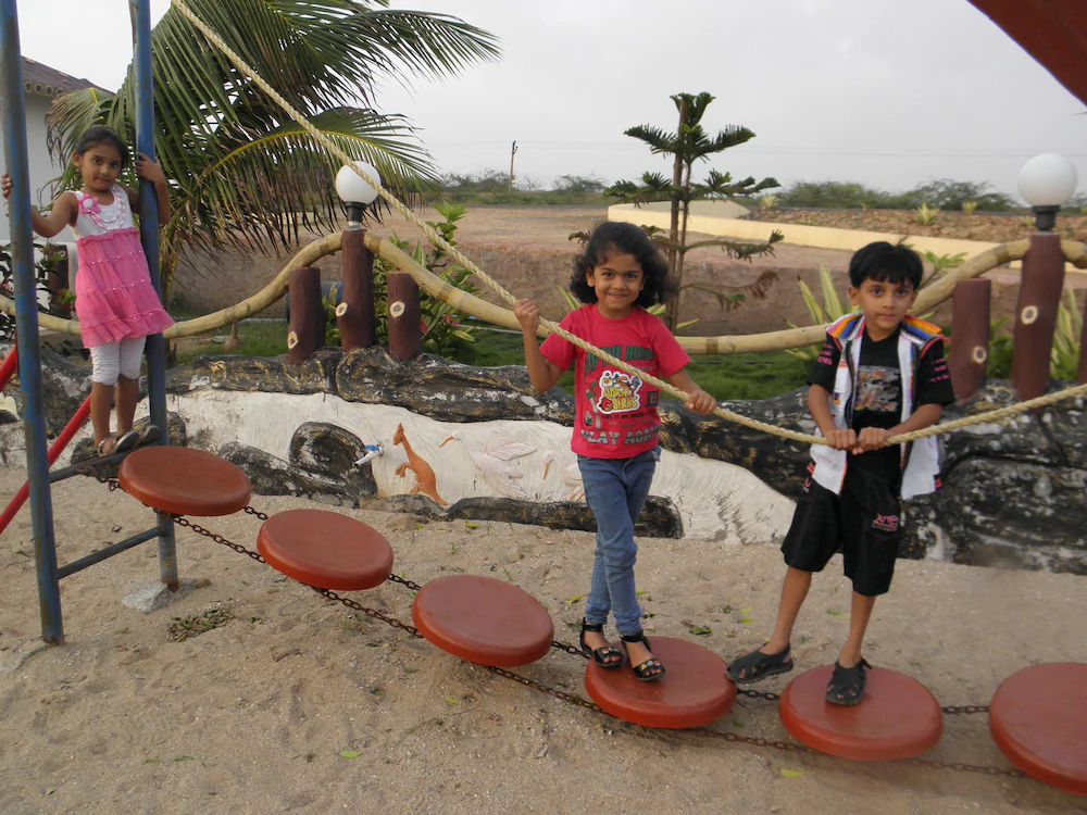 Goverdhan Greens Resort