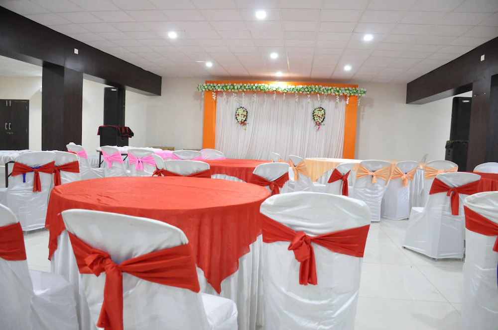 Goverdhan Greens Resort