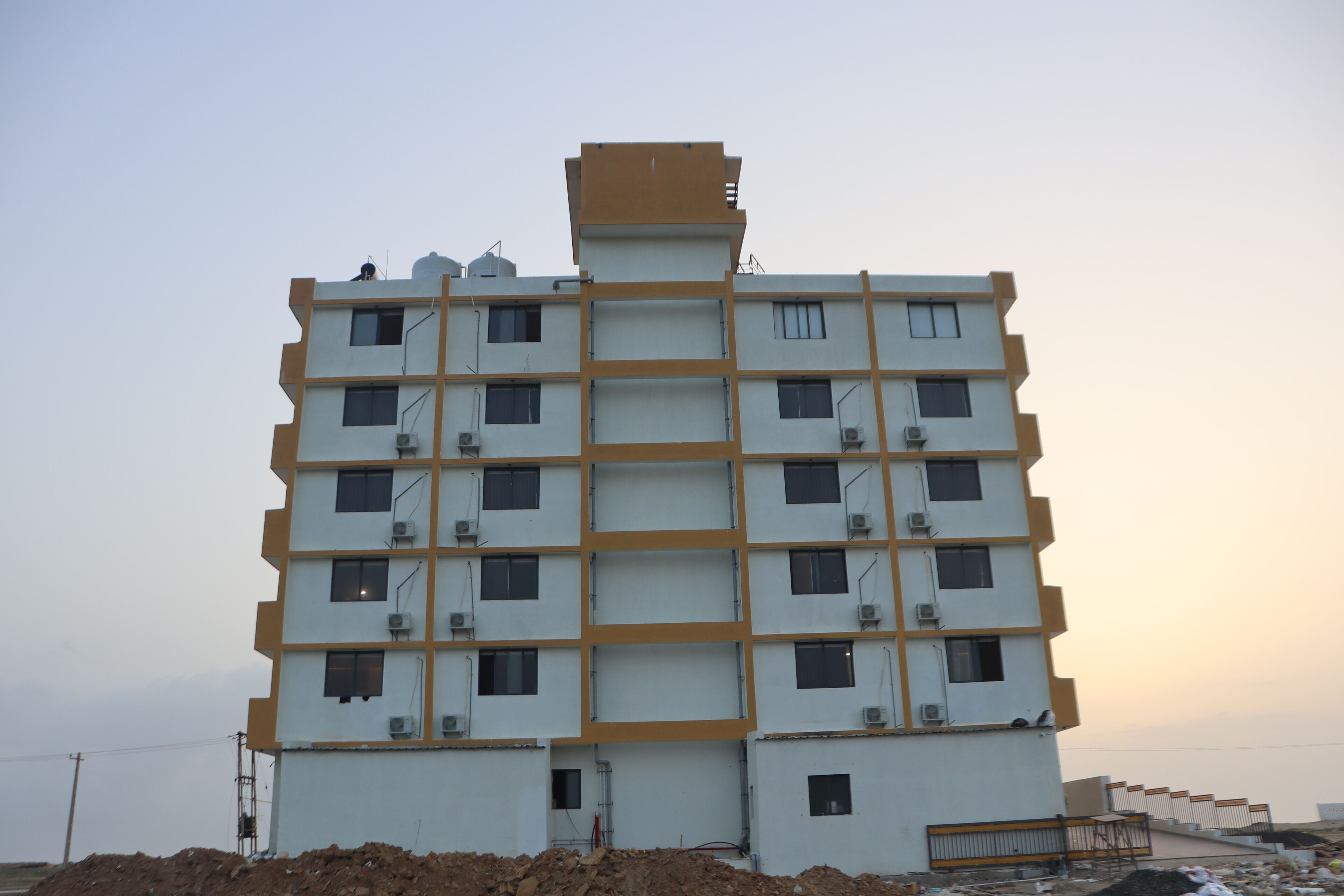 The Sky Comfort Beach Hotel