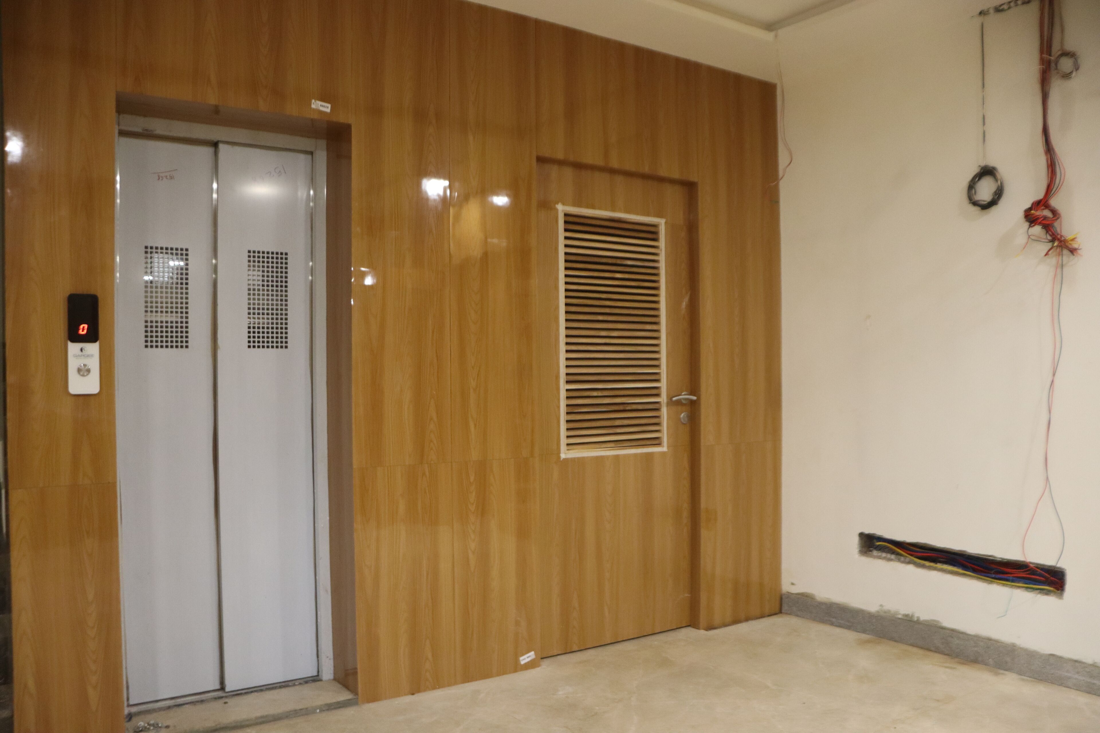 The Sky Comfort Beach Hotel