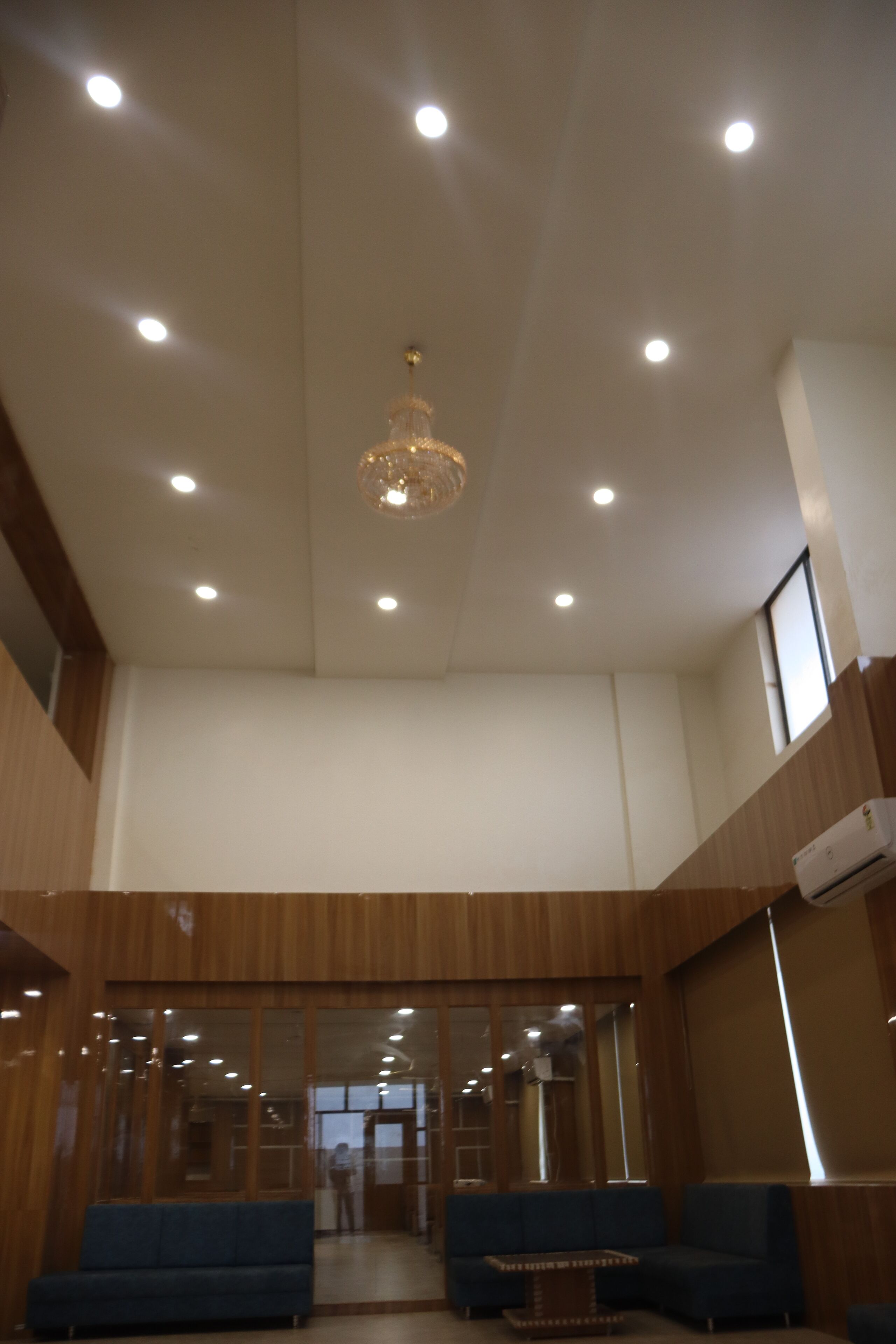 The Sky Comfort Beach Hotel