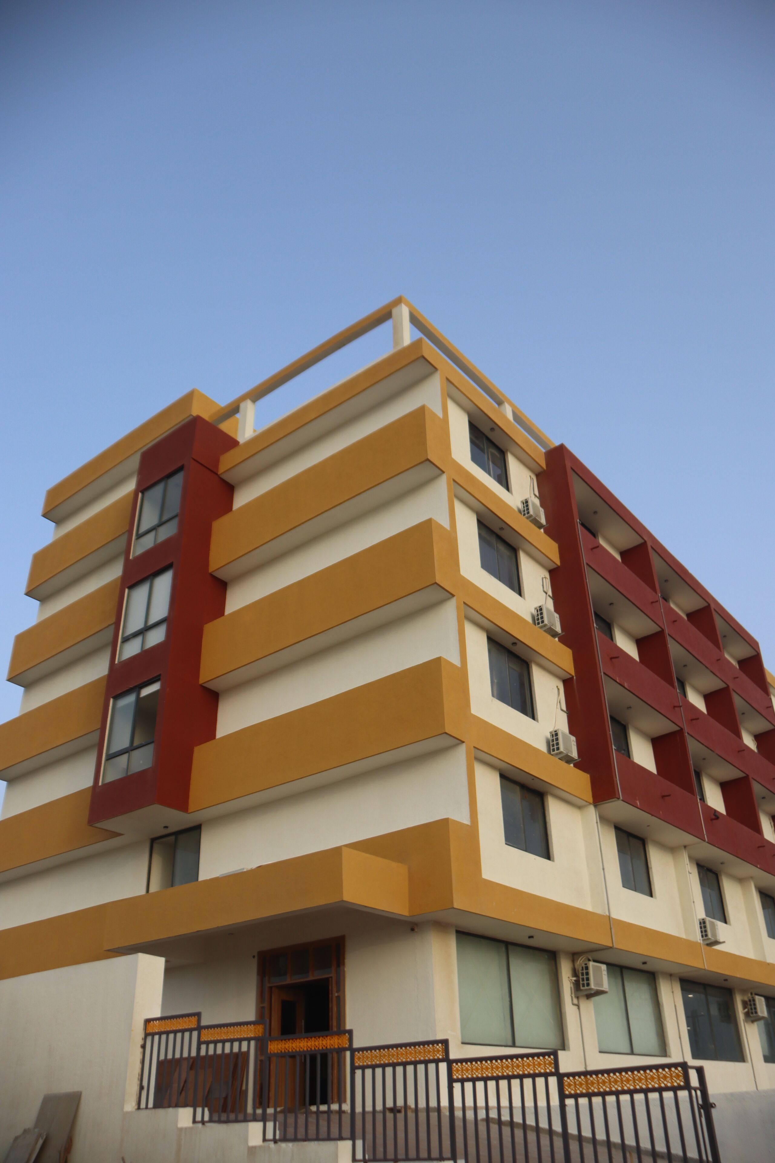 The Sky Comfort Beach Hotel