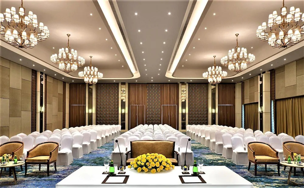Gift City Club, A member Of Radisson Individuals